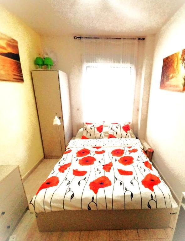 Tango Mango Apartment! Plaza 5 Min, Basen! Торевиеха Екстериор снимка